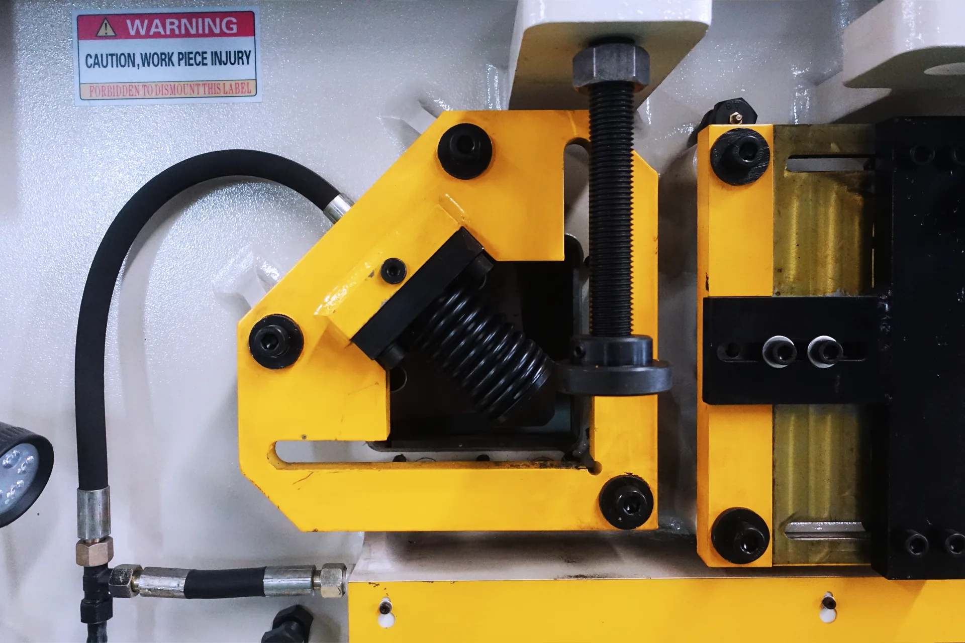 Affordable Ironworker Machine for small workshops, Hydraulic Ironworker Machine with multiple stations - Pictures 14 Affordable Ironworker Machine for small workshops, Hydraulic Ironworker Machine with multiple stations - angle shearing station