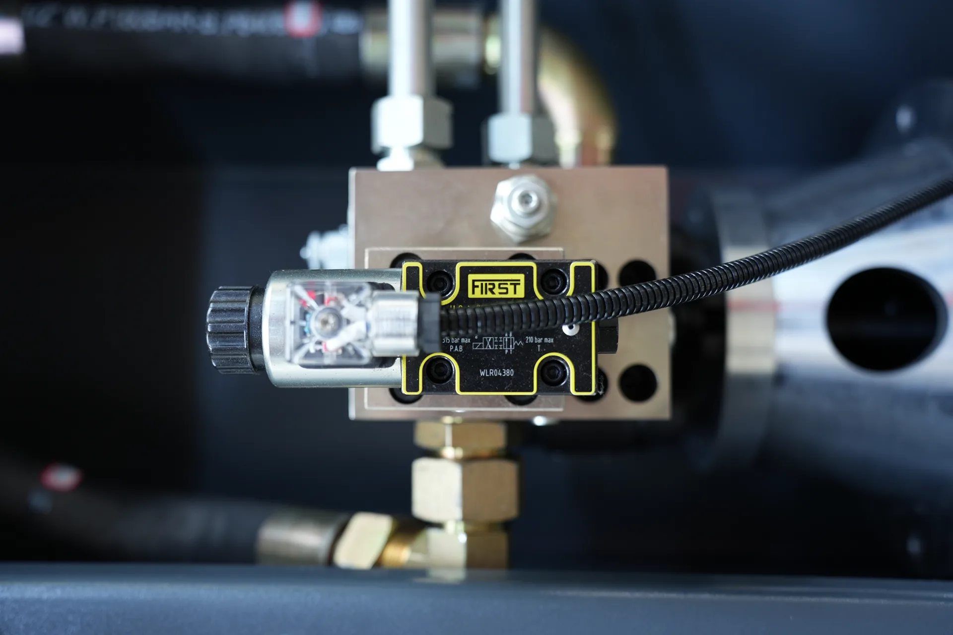 FIRST Hydraulic Valve