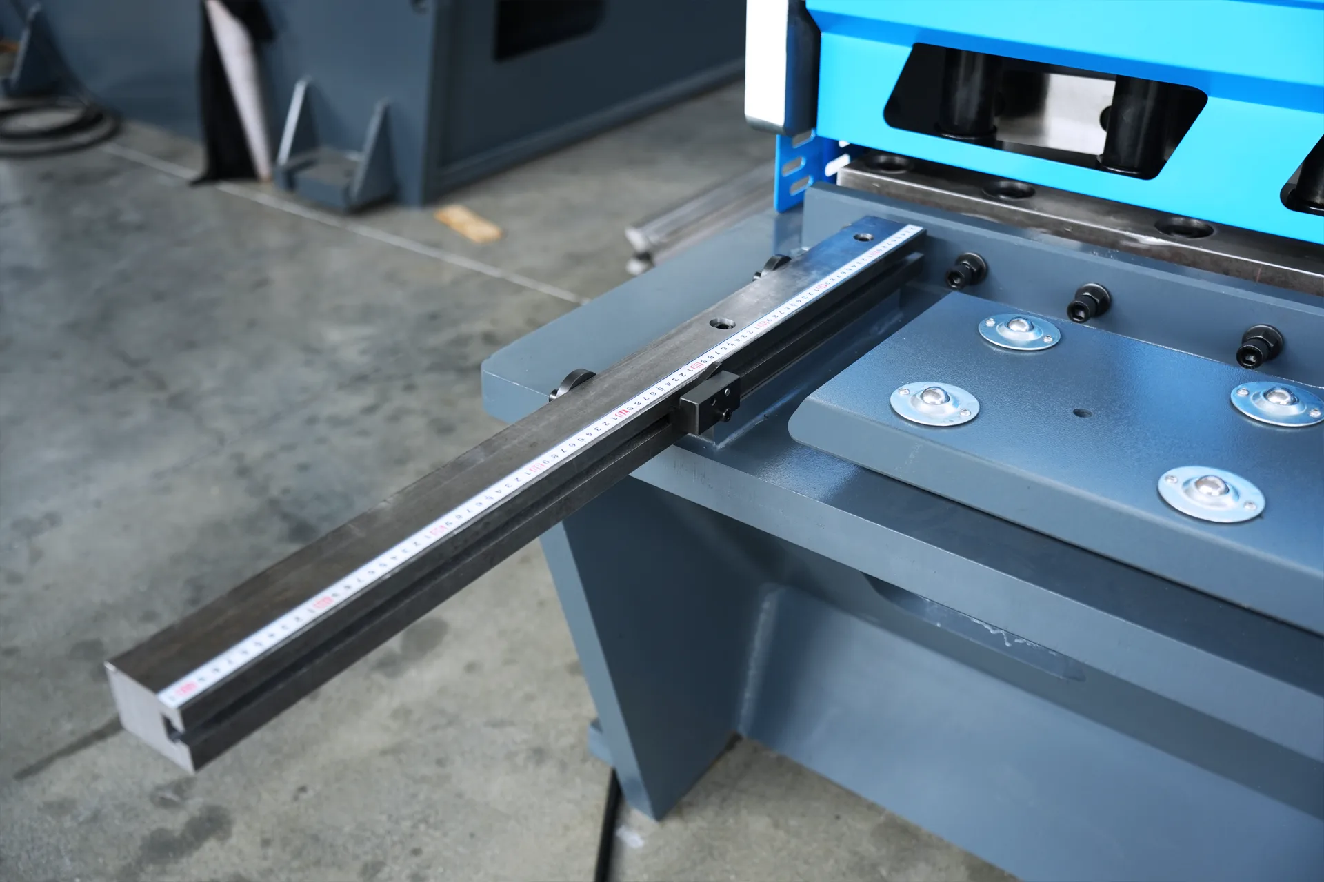 Front Material Support Front Material Support