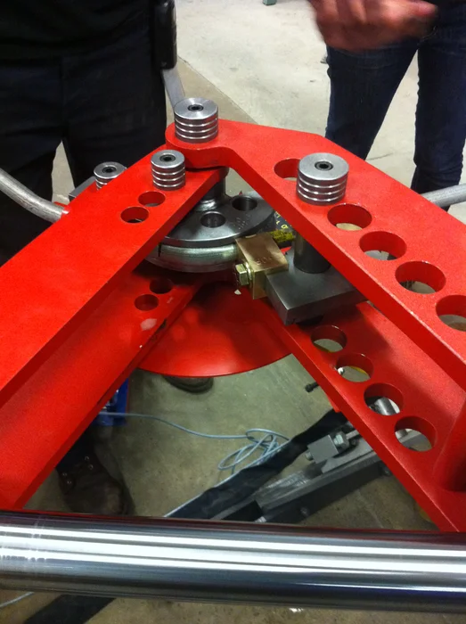 Q35Y Hydraulic Ironworker Machine Operation Guide - Pictures 9 Hydraulic Ironworker Operation Steps