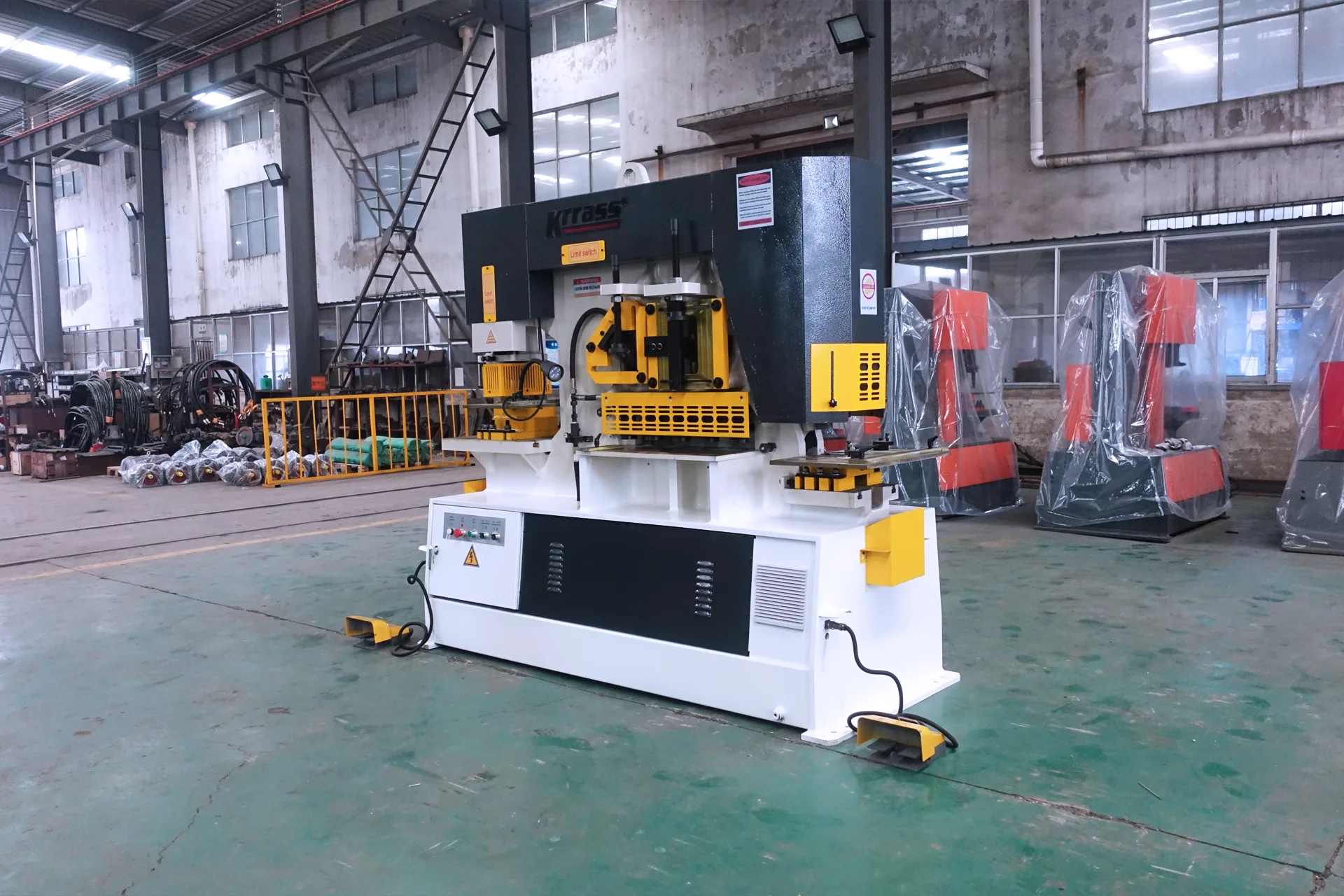 Affordable Ironworker Machine for small workshops, Hydraulic Ironworker Machine with multiple stations - Pictures 9 Affordable Ironworker Machine for small workshops, Hydraulic Ironworker Machine with multiple stations - q35y 25 hydraulic ironworker machine 2