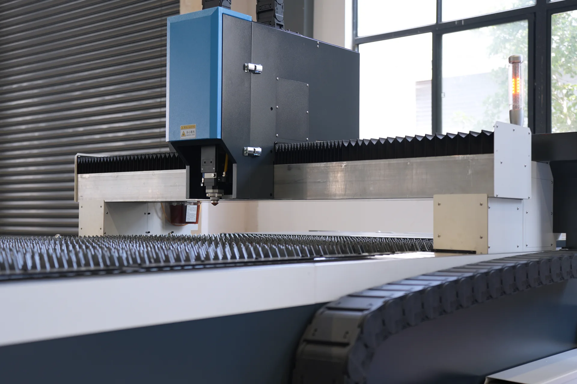 6KW Fiber Laser Cutting Machine, 6000W Sheet Metal Laser Cutting Machine Price - the fifth generation aviation aluminum alloy beam